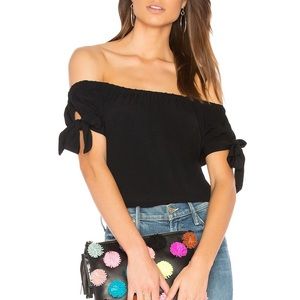 Flynn skye black off the should top size medium